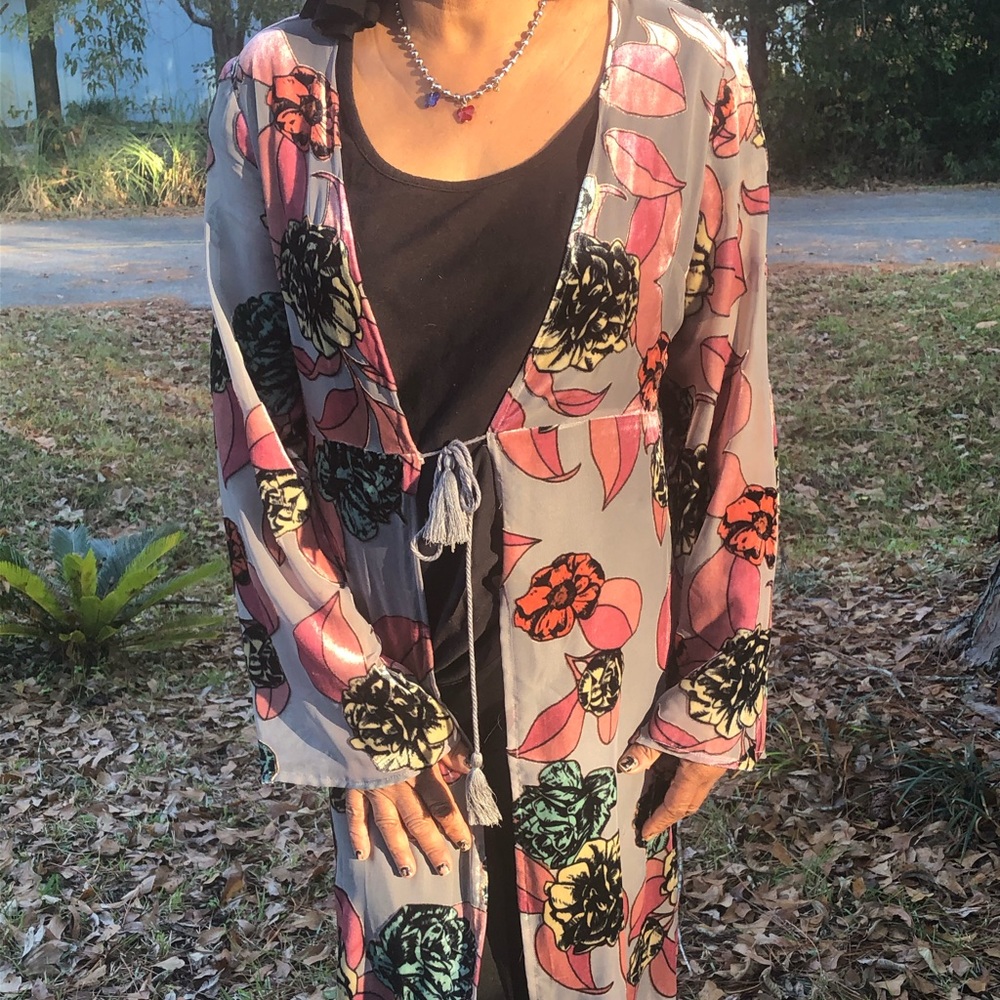 Floral En Crėme Duster